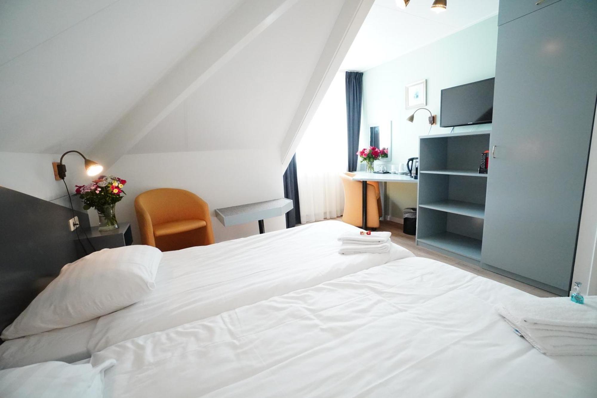 Hotel Den Burg Room photo